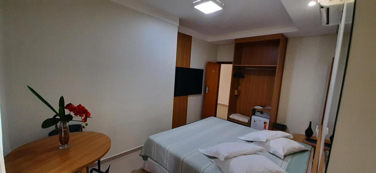 Guines Palace Hotel Патросиниу Экстерьер фото
